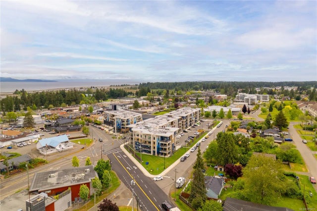 2 of 31 - 140 Jensen Ave W 212, Parksville, BC