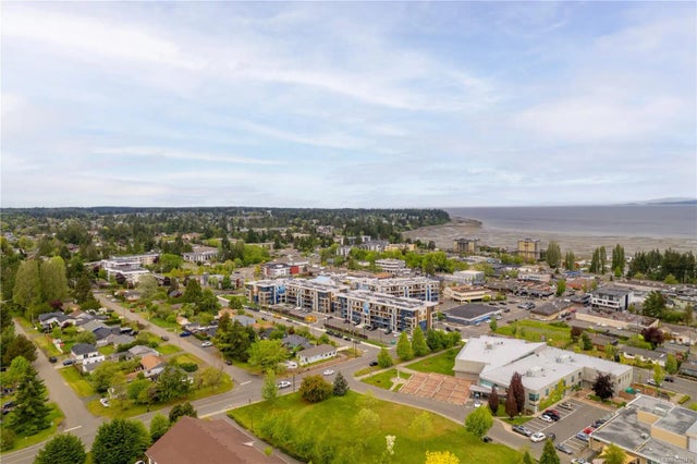 3 of 31 - 140 Jensen Ave W 212, Parksville, BC