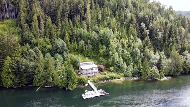 2 of 27 - Sl5 Echo Bay, See Remarks, BC