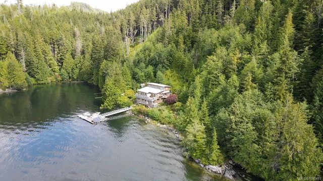 3 of 27 - Sl5 Echo Bay, See Remarks, BC