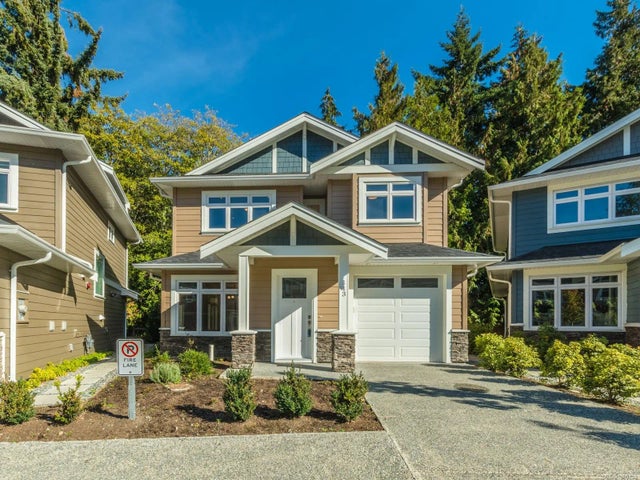 1 of 40 - 5160 Hammond Bay Rd 113, Nanaimo, BC