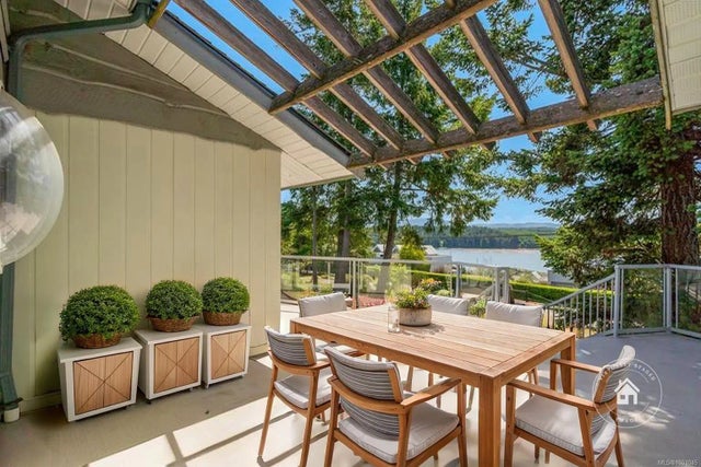 4 of 37 - 1562 Marina Way, Nanoose Bay, BC