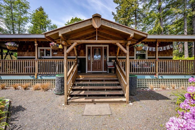 1 of 37 - 1415 Baikie Rd, Denman Island, BC