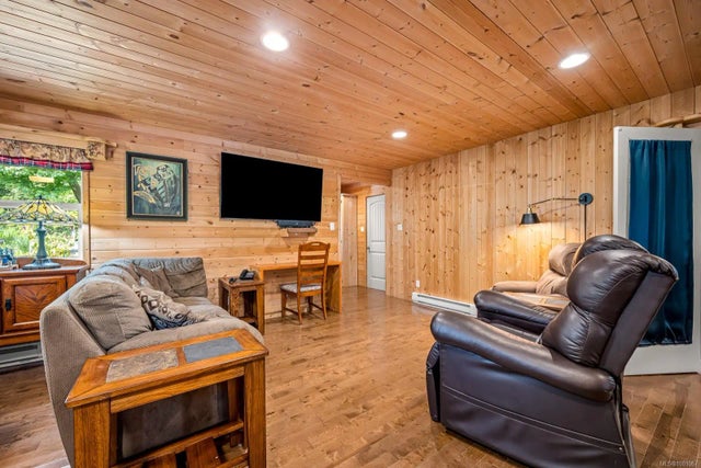 5 of 37 - 1415 Baikie Rd, Denman Island, BC