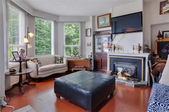 2 of 30 - 762 Albert St, Nanaimo, BC