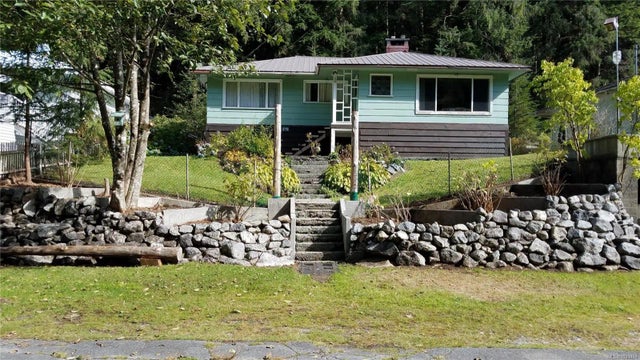 1 of 20 - 102 Garden Dr, See Remarks, BC