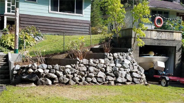 2 of 20 - 102 Garden Dr, See Remarks, BC