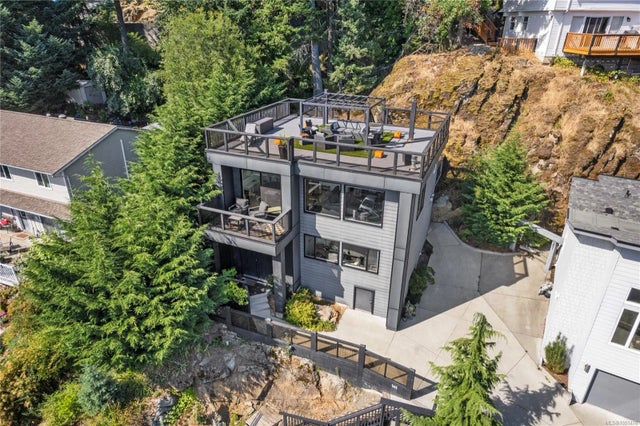 2 of 47 - 241 Woodhaven Dr, Nanaimo, BC