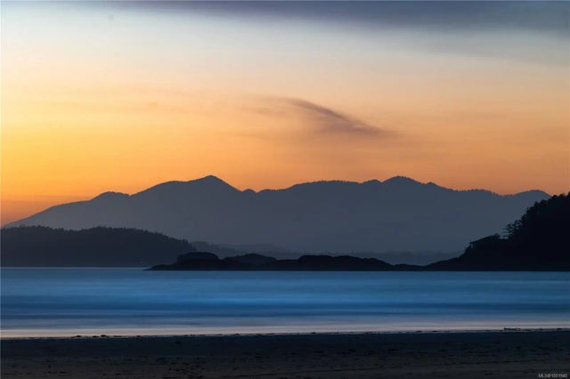2 of 80 - 0 Neilson Island, Tofino, BC