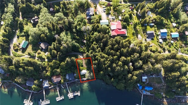 4 of 15 - 167 Regent St 6, Bamfield, BC