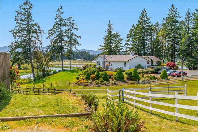 3 of 98 - 2551 Braun Rd, Nanaimo, BC