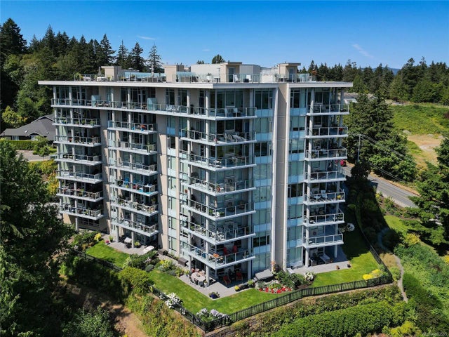 1 of 59 - 5388 Hill Rise Terr 403, Saanich, BC