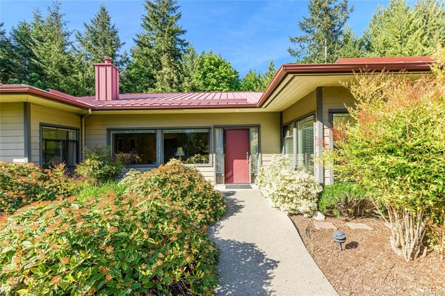 3 of 48 - 210 Norton Rd, Salt Spring, BC