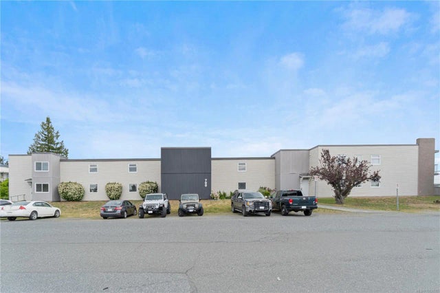 5 of 43 - 700 Poplar St, Nanaimo, BC