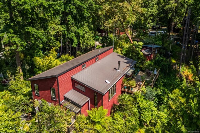 1 of 55 - 2470 North End Rd, Salt Spring, BC