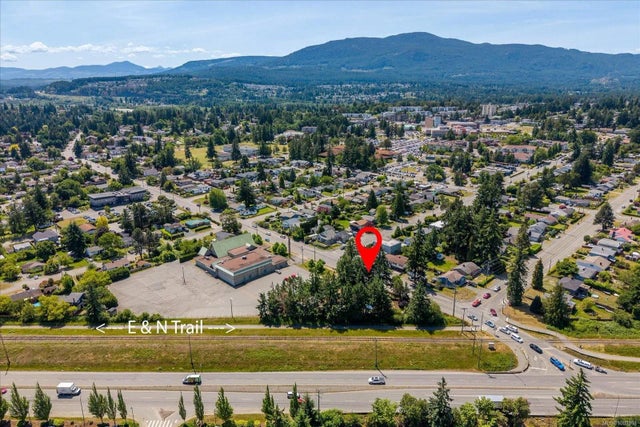 4 of 15 - 1750 Waddington Rd, Nanaimo, BC