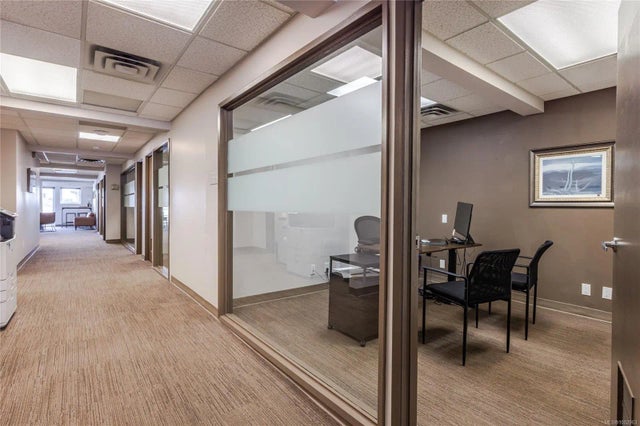 4 of 13 - 30 Front St, Nanaimo, BC