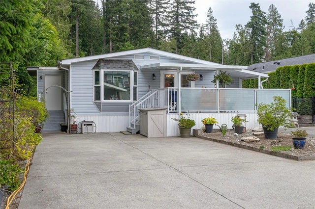 1 of 27 - 525 Jim Cram Dr 10, Ladysmith, BC