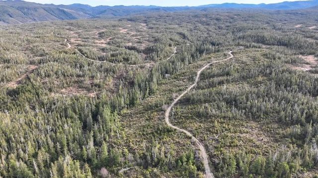 2 of 5 - 8 Cape Sutil Holberg (off) Hwy, Port Hardy, BC