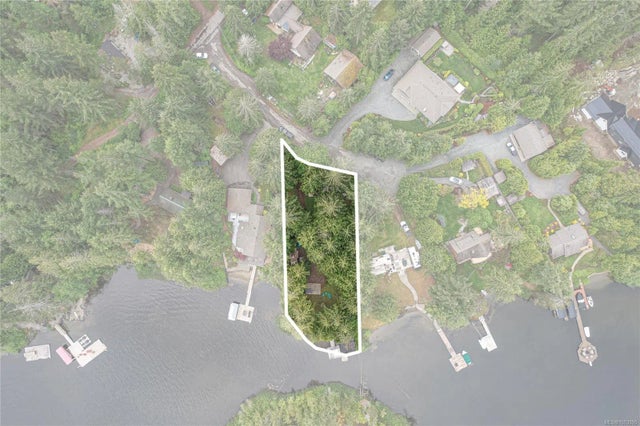1 of 32 - 2055 Sweet Gale Pl, Shawnigan Lake, BC