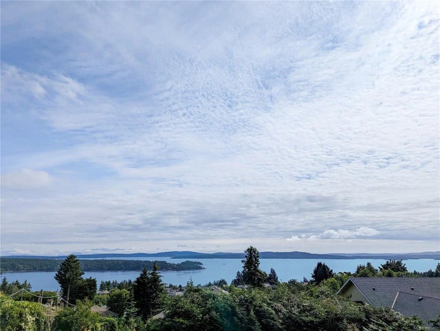 1 of 20 - 822 Craig Rd, Ladysmith, BC