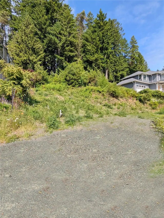 4 of 20 - 822 Craig Rd, Ladysmith, BC