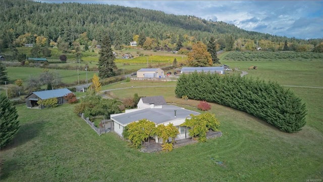 5 of 57 - 1901/1929 Fulford-ganges Rd, Salt Spring, BC