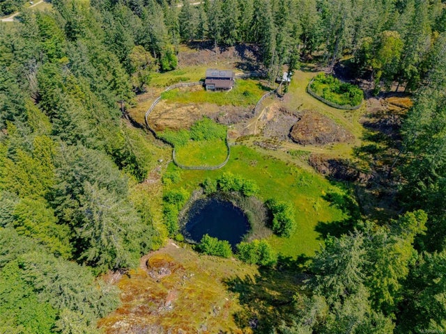 1 of 62 - 9 Main Rd, Lasqueti Island, BC
