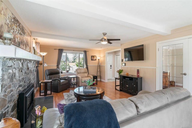 5 of 64 - 1800 Craig Dr, Nanoose Bay, BC