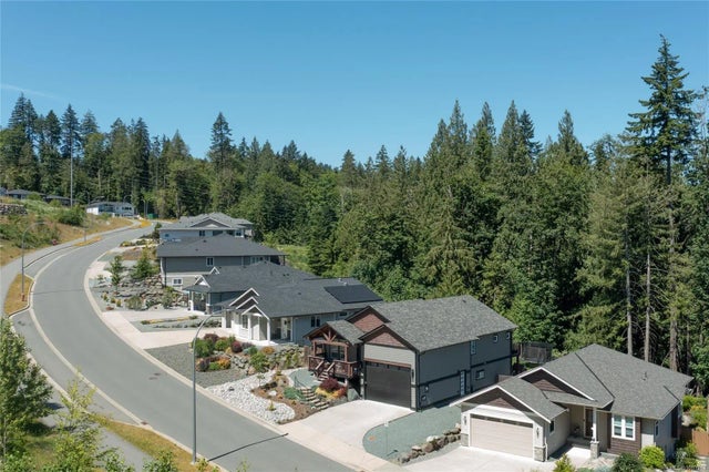 5 of 15 - 128 Rollie Rose Dr, Ladysmith, BC