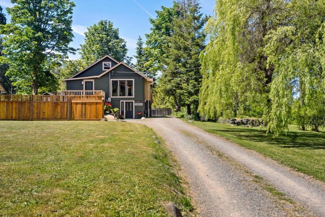 2 of 70 - 3838/3836 Royston Rd, Royston, BC