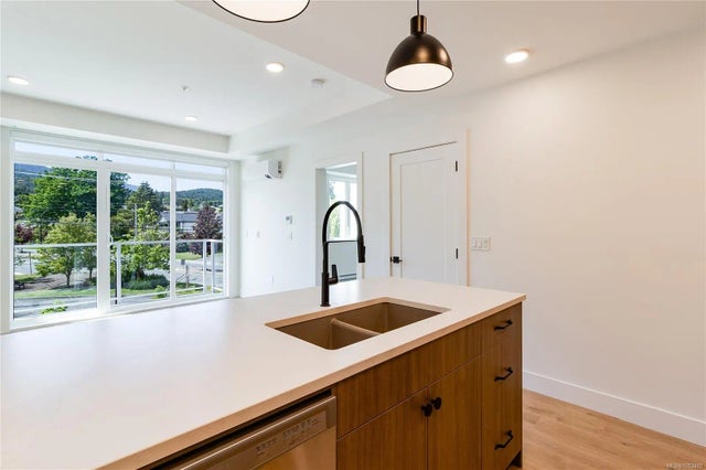 201 Dogwood Dr 205, Ladysmith