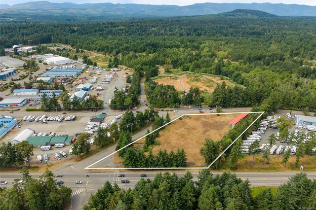 2 of 16 - 1100 Island Hwy E, Parksville, BC