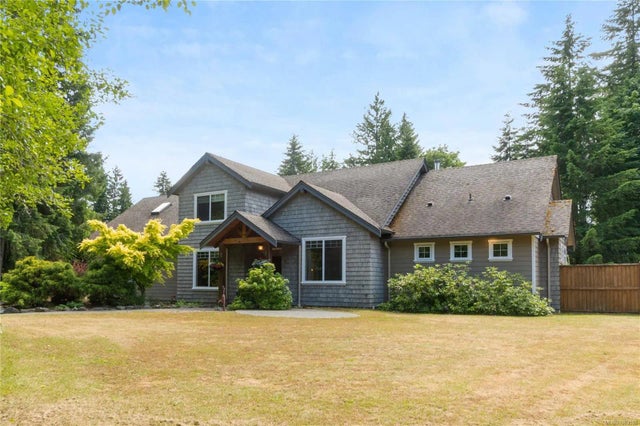 1 of 47 - 1156 Allgard Rd, Qualicum Beach, BC