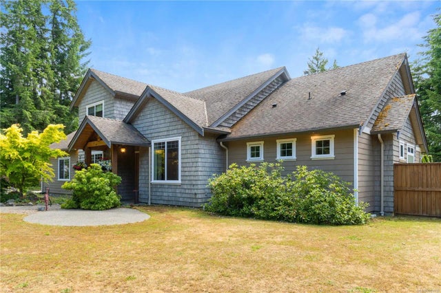3 of 47 - 1156 Allgard Rd, Qualicum Beach, BC