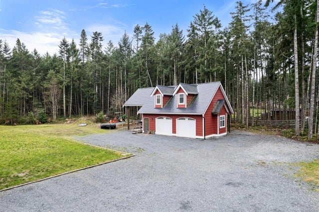 2 of 39 - 838 Rivers Edge Dr, Nanoose Bay, BC