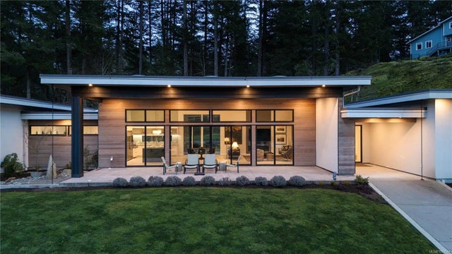 2 of 42 - 5100 Jagtar's Way, Saanich, BC