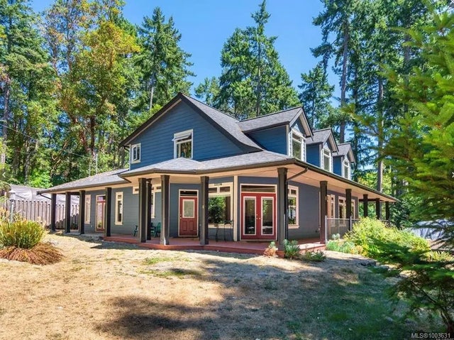 2 of 46 - 8 Pirate Pl, Protection Island, BC
