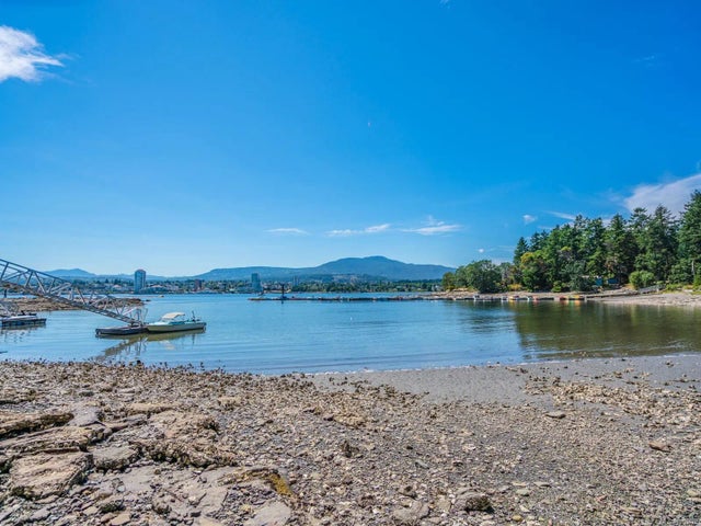 2 of 27 - 137 Pirates Lane, Protection Island, BC
