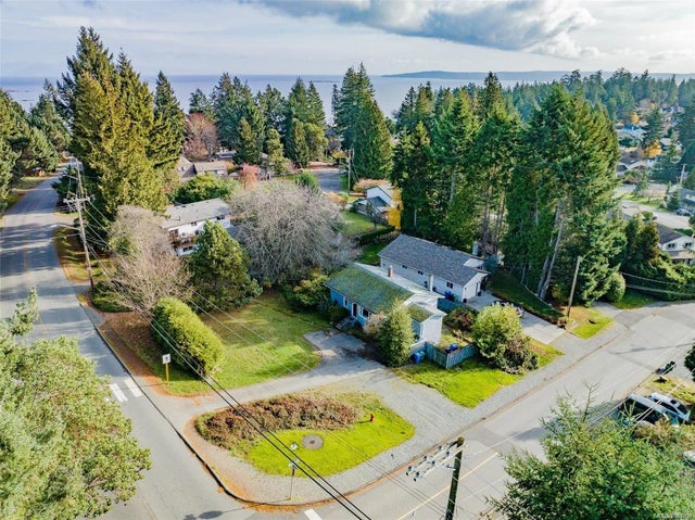 1 of 34 - 3500 Hammond Bay Rd, Nanaimo, BC