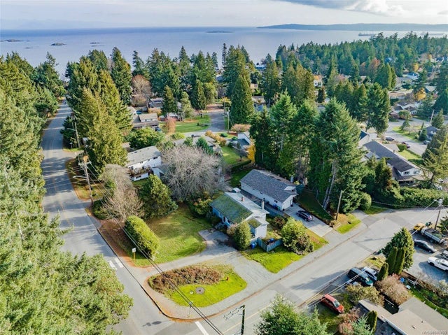 4 of 34 - 3500 Hammond Bay Rd, Nanaimo, BC