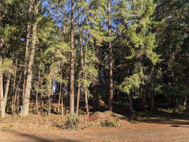 1 of 20 - 174 Pirates Lane, Protection Island, BC