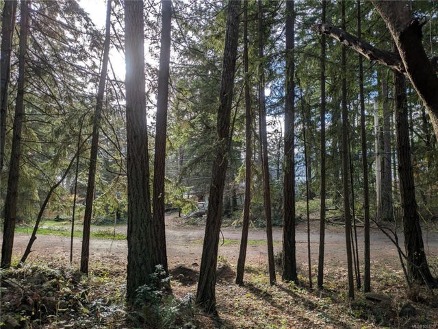 3 of 20 - 174 Pirates Lane, Protection Island, BC