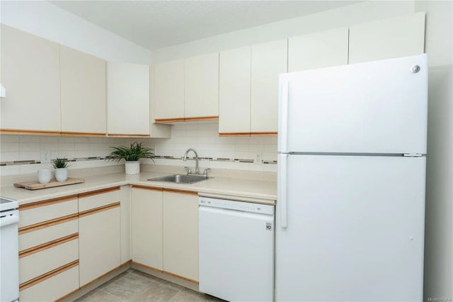 3 of 36 - 6715 Dover Rd 410, Nanaimo, BC