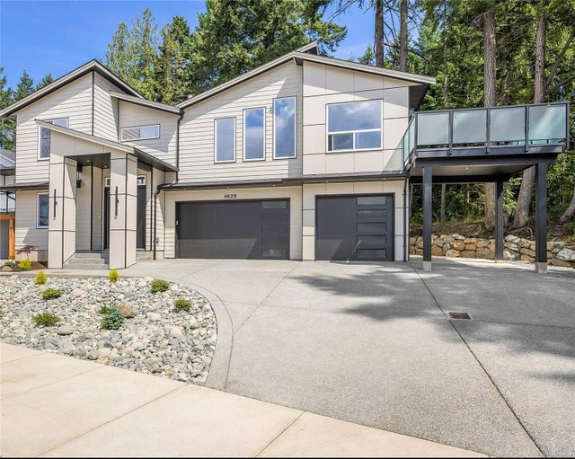 1 of 53 - 6628 Jenkins Rd, Nanaimo, BC