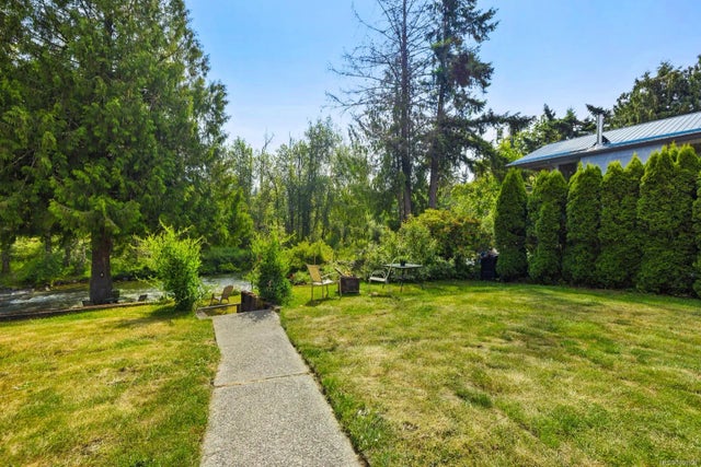 5 of 71 - 65 Somenos St N, Lake Cowichan, BC