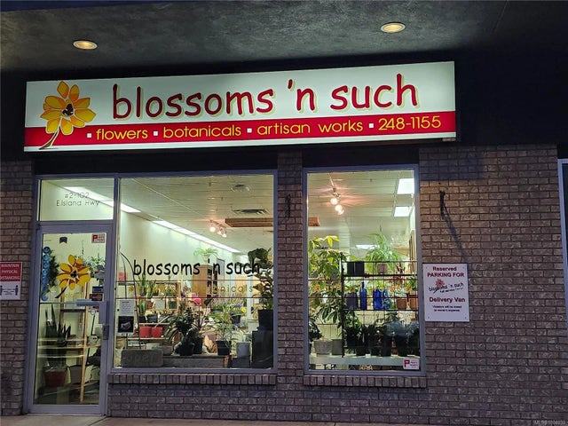 1 of 13 - 102 Island Hwy E 2, Parksville, BC