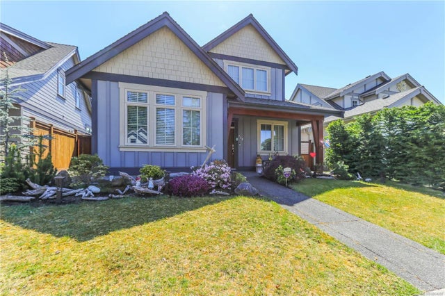 1 of 35 - 738 West Ridge Way, Qualicum Beach, BC