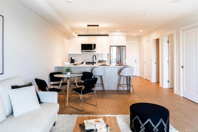 4 of 38 - 45 Haliburton St 304, Nanaimo, BC