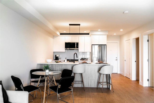 5 of 38 - 45 Haliburton St 304, Nanaimo, BC